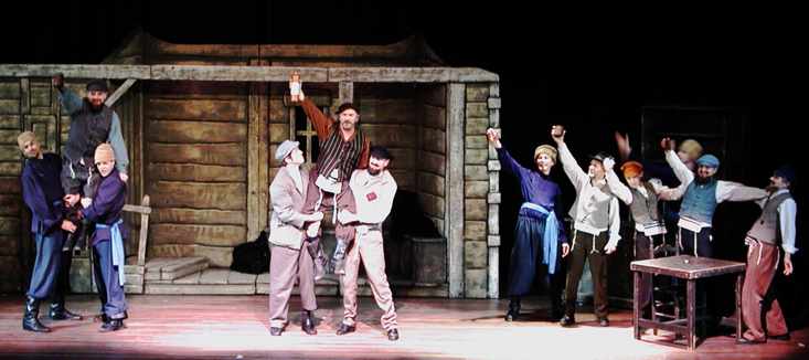 Fiddler on the roof: To Life